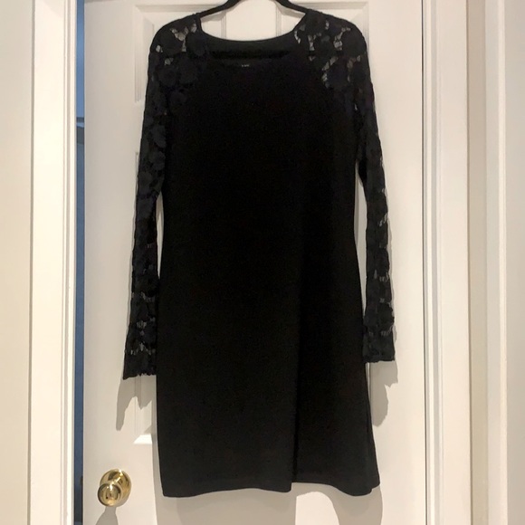 Black Dress with Lace details - Picture 1 of 3